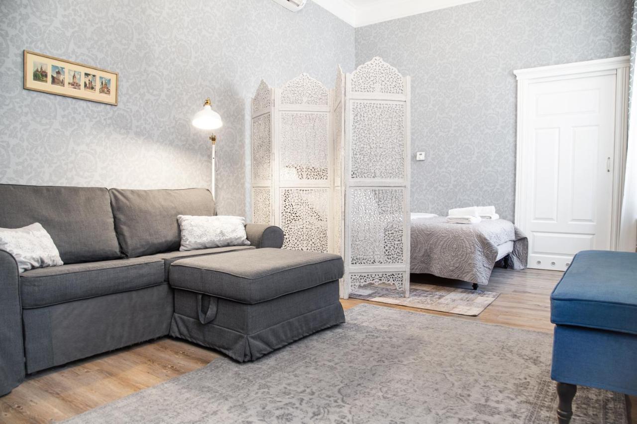 Househost Apartment :Zacisze Street Krasków Eksteriør bilde