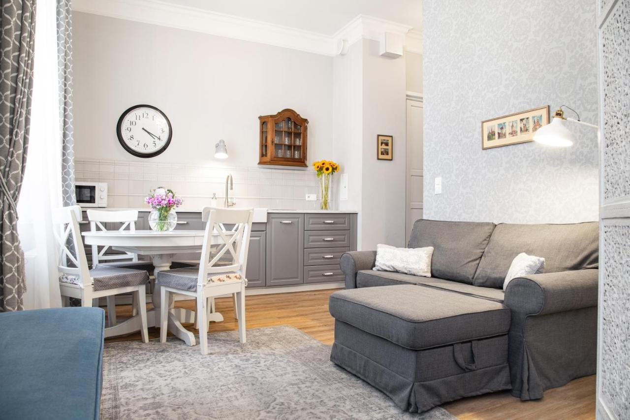 Househost Apartment :Zacisze Street Krasków Eksteriør bilde